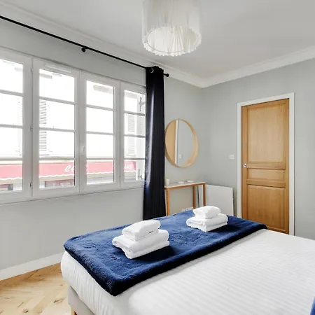 Pick A Flat'S Apartments In Montmartre - Rue Lepic-2